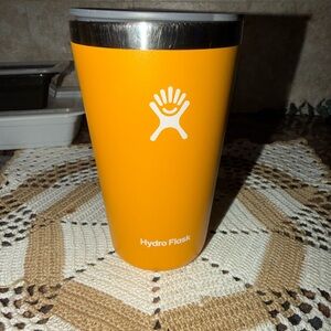 Hydro Flask Vibrant Orange Tumbler
